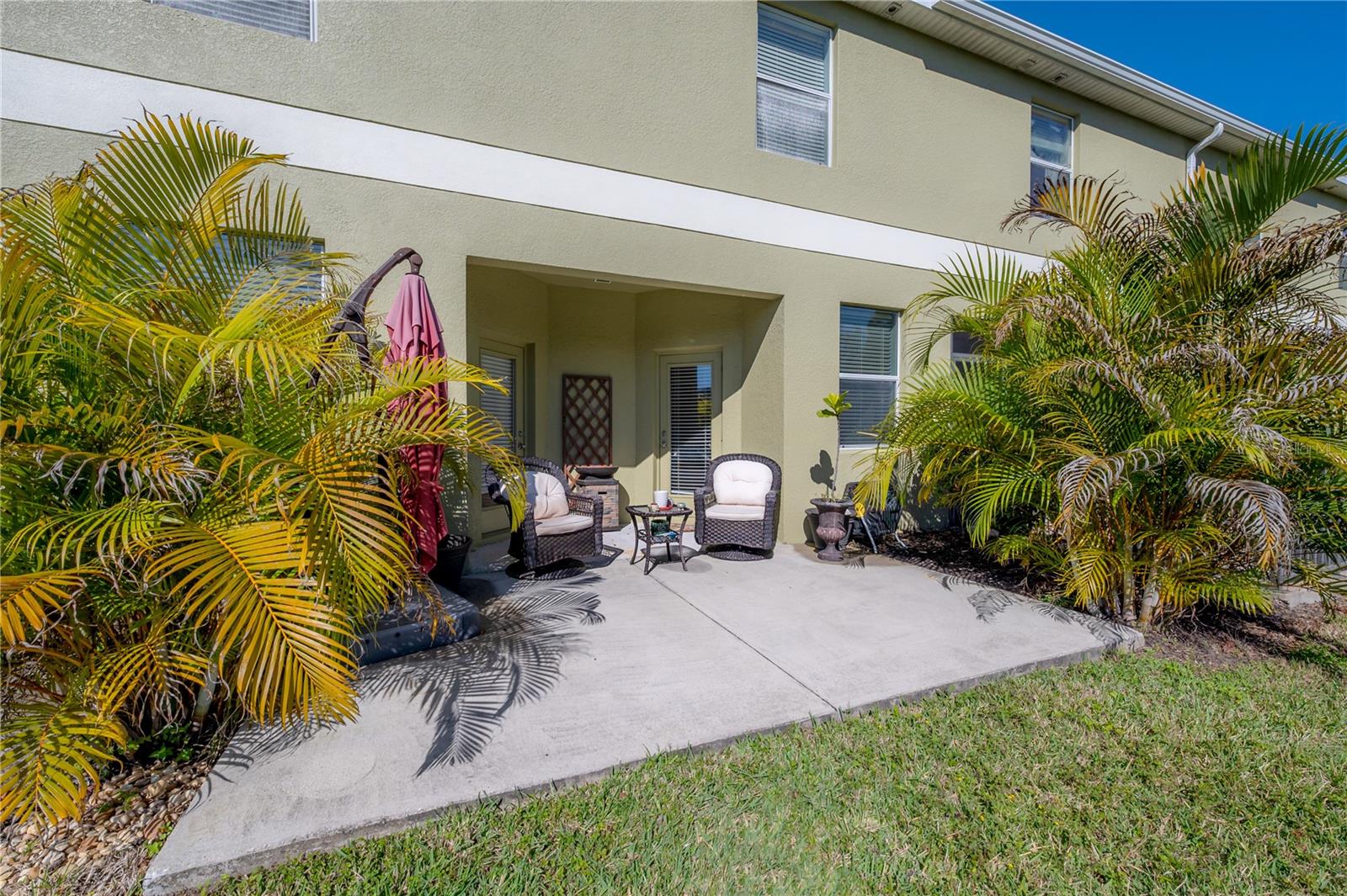 HAMMOCKS - Residential Lease