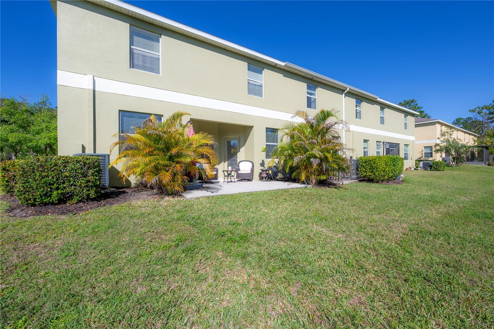 HAMMOCKS - Residential Lease