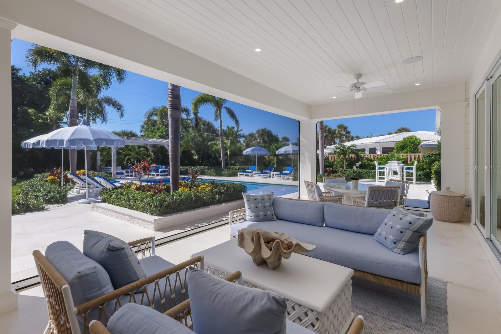 GOLDEN BEACH - Residential