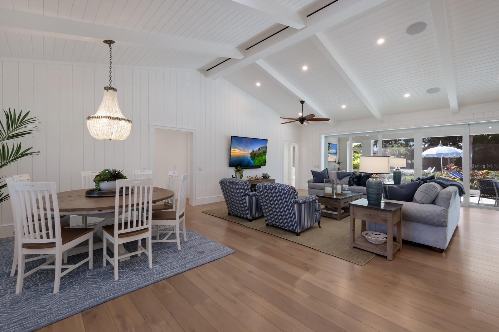 GOLDEN BEACH - Residential