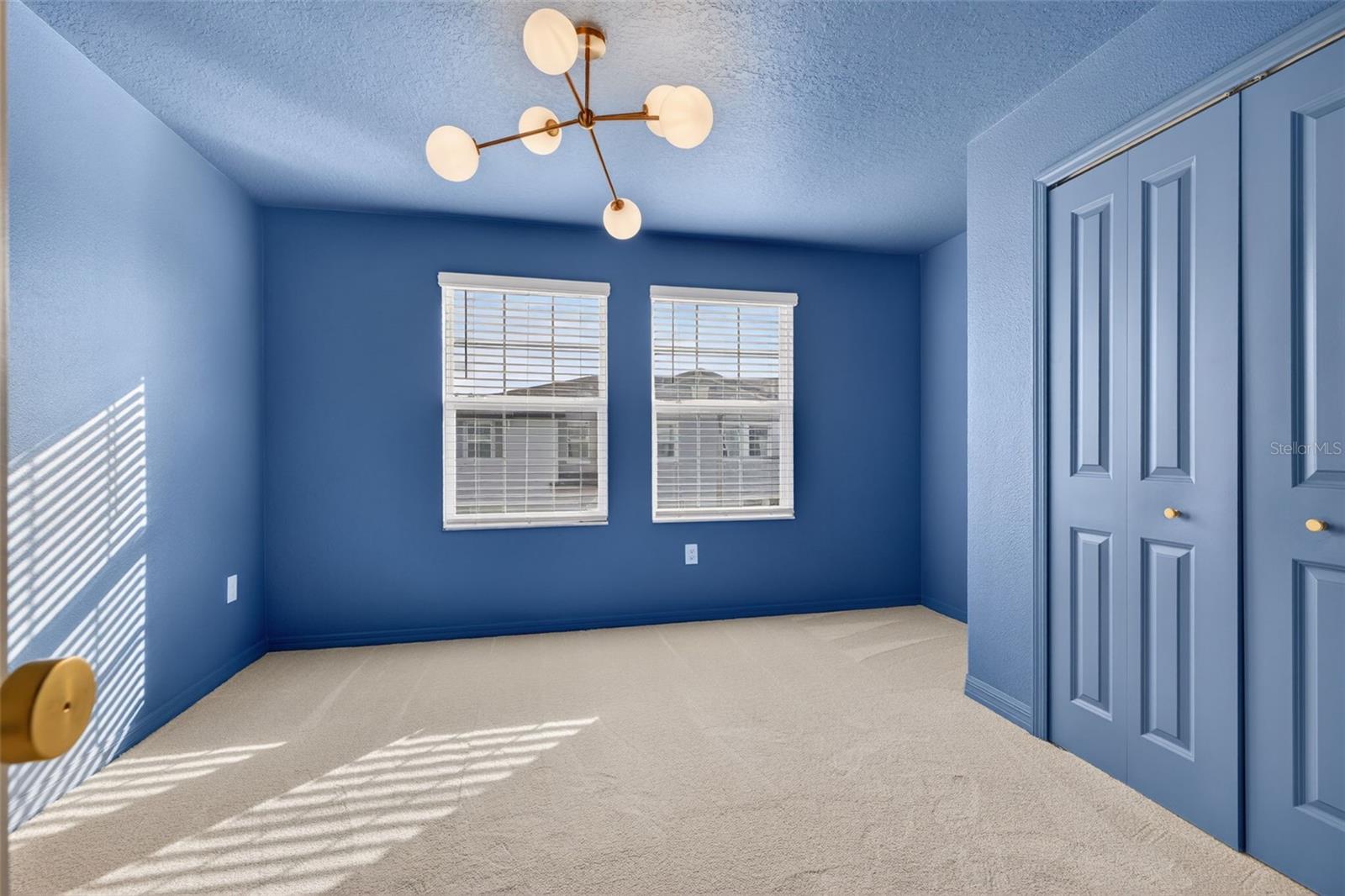 PALM RIVER TWNHMS PH 2 - Residential Lease