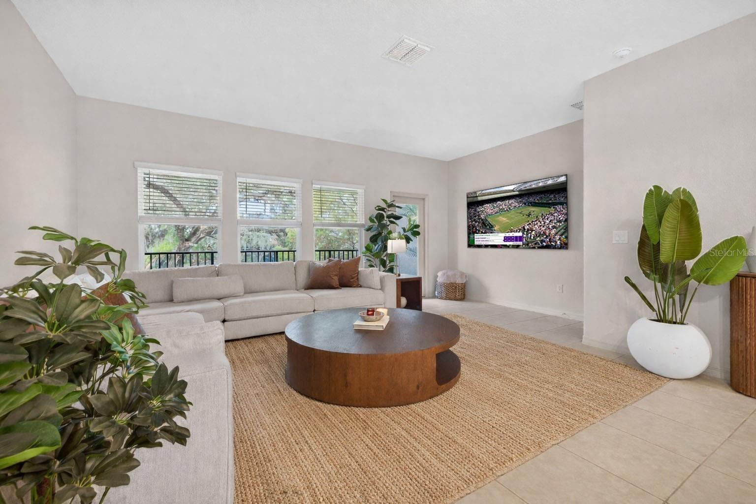 PALM RIVER TWNHMS PH 2 - Residential Lease