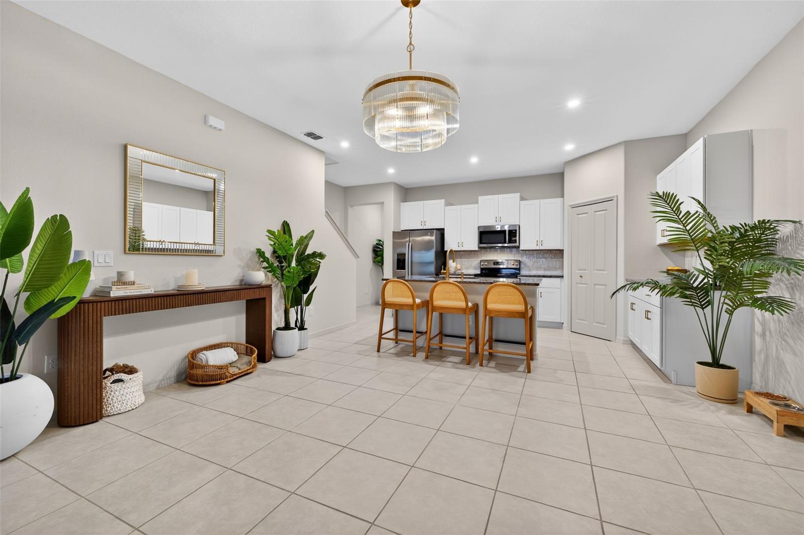 PALM RIVER TWNHMS PH 2 - Residential Lease