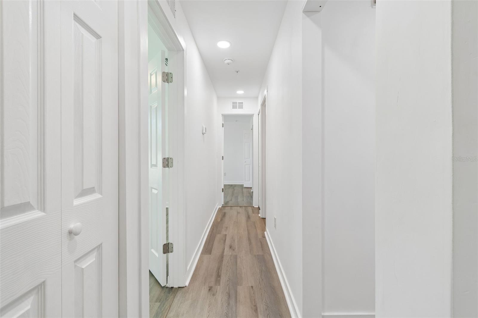 GARDENS FOREST LAKES - Residential