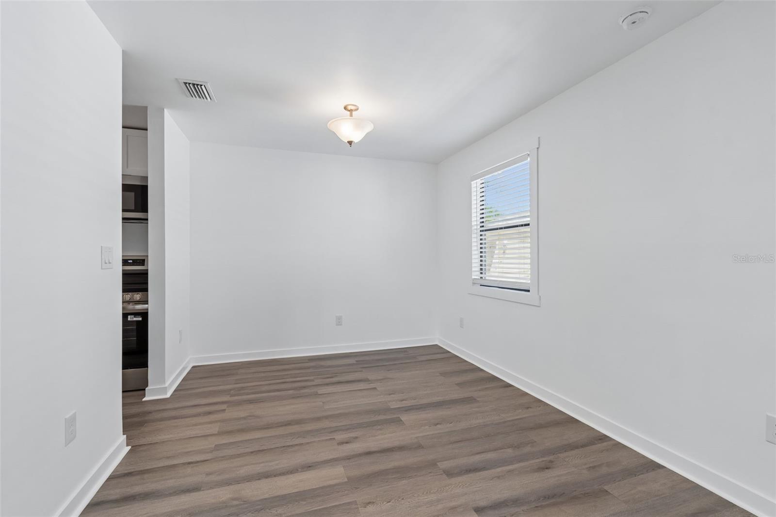 GARDENS FOREST LAKES - Residential