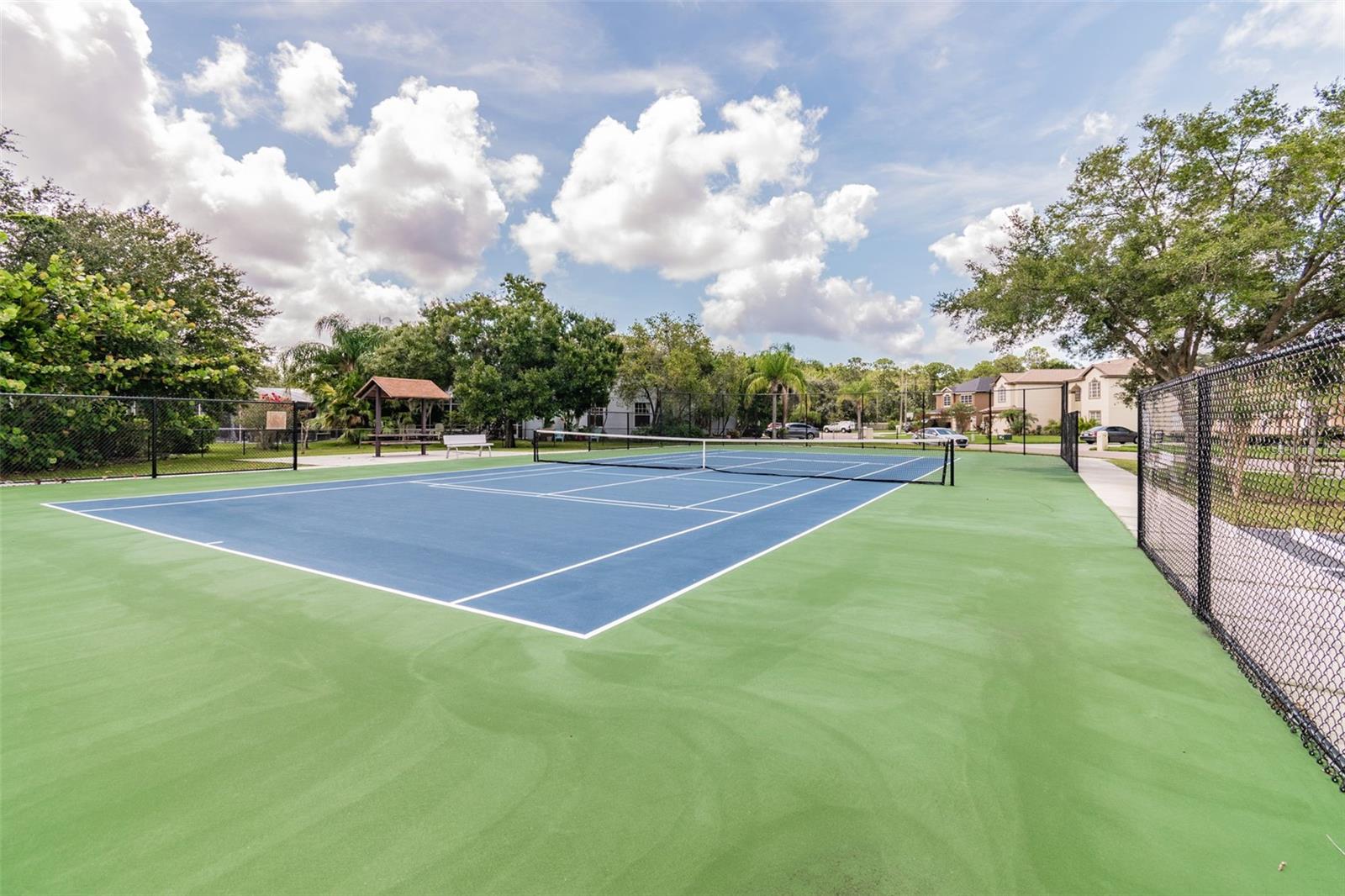 GARDENS FOREST LAKES - Residential