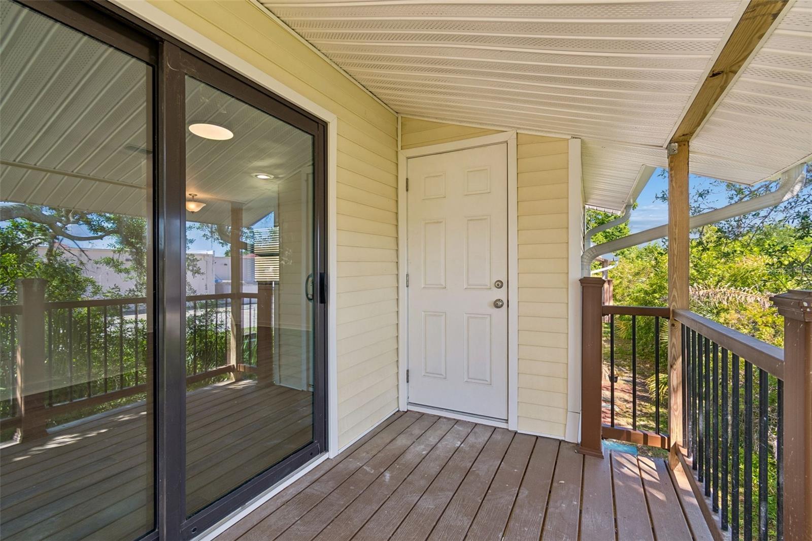 GARDENS FOREST LAKES - Residential