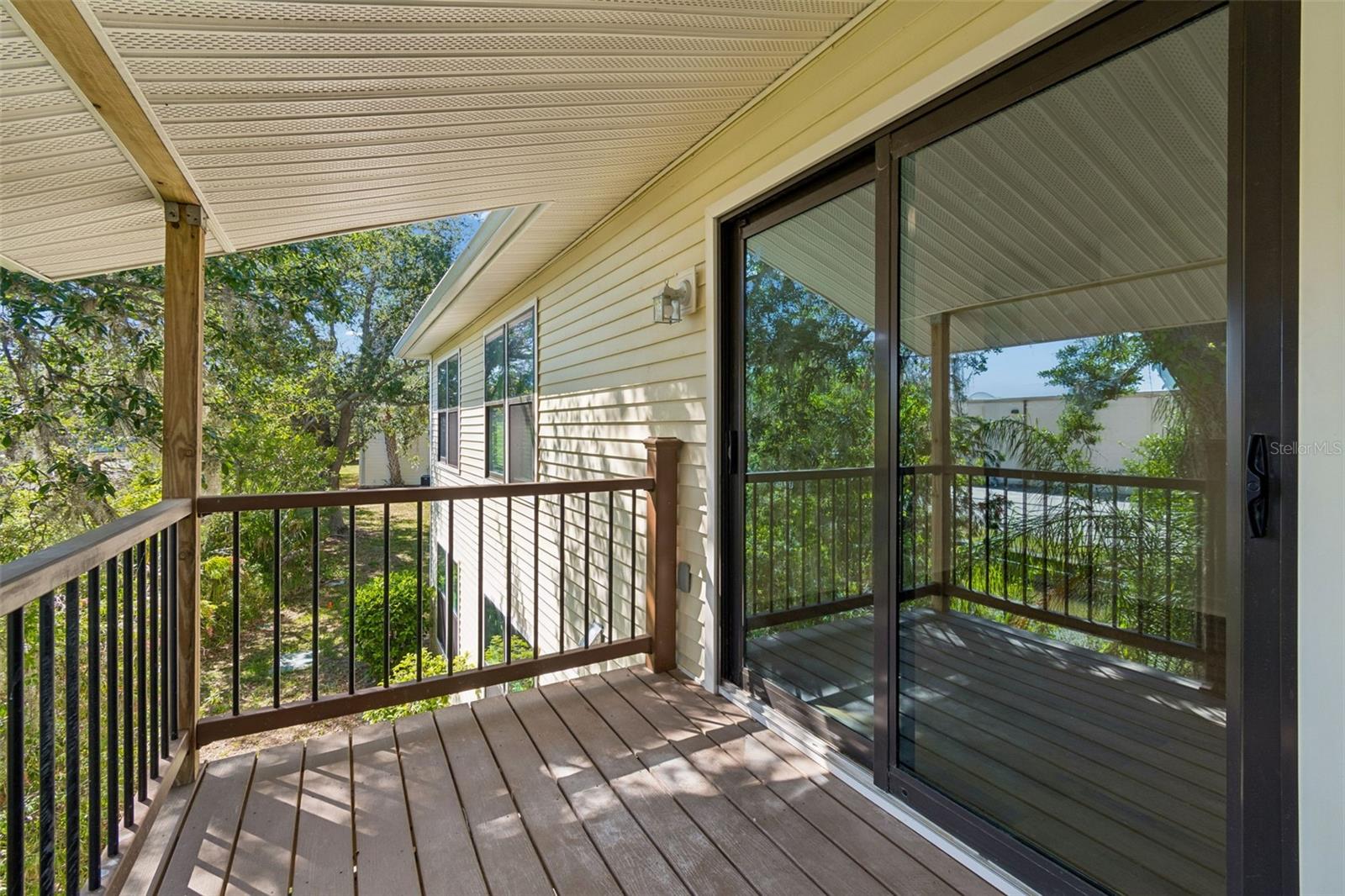 GARDENS FOREST LAKES - Residential