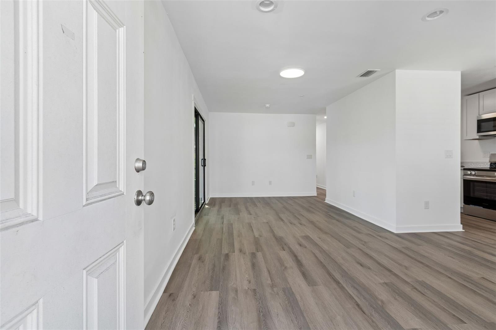 GARDENS FOREST LAKES - Residential