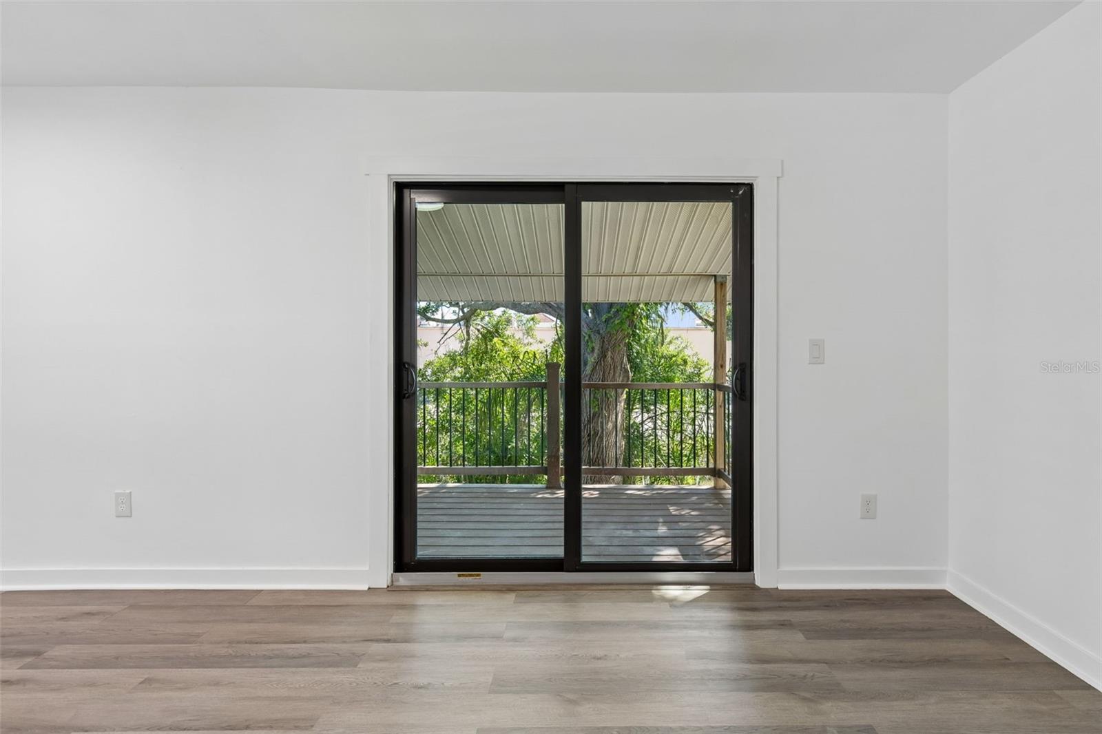 GARDENS FOREST LAKES - Residential