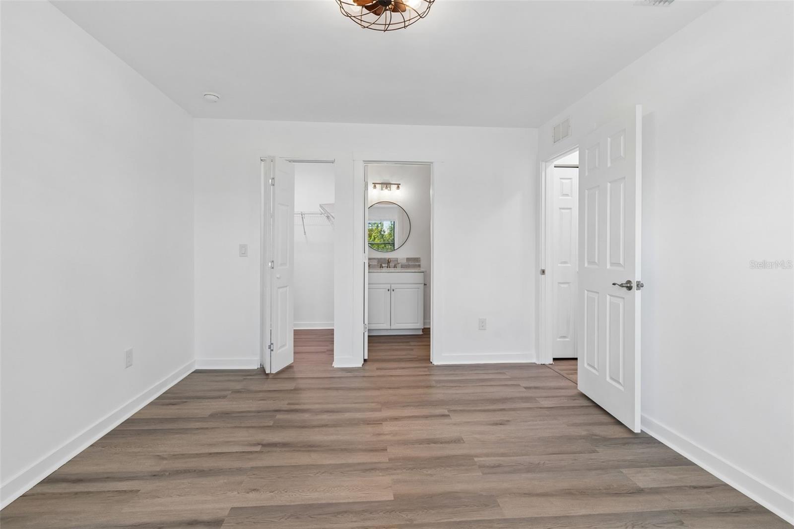 GARDENS FOREST LAKES - Residential