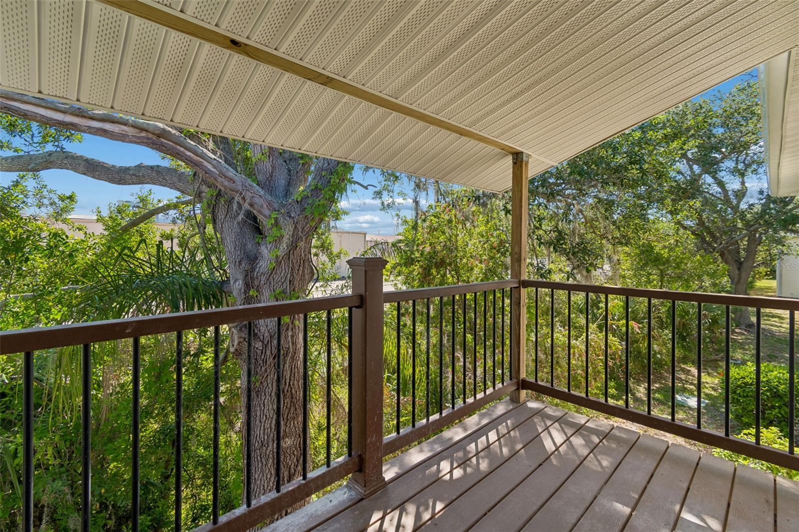 GARDENS FOREST LAKES - Residential