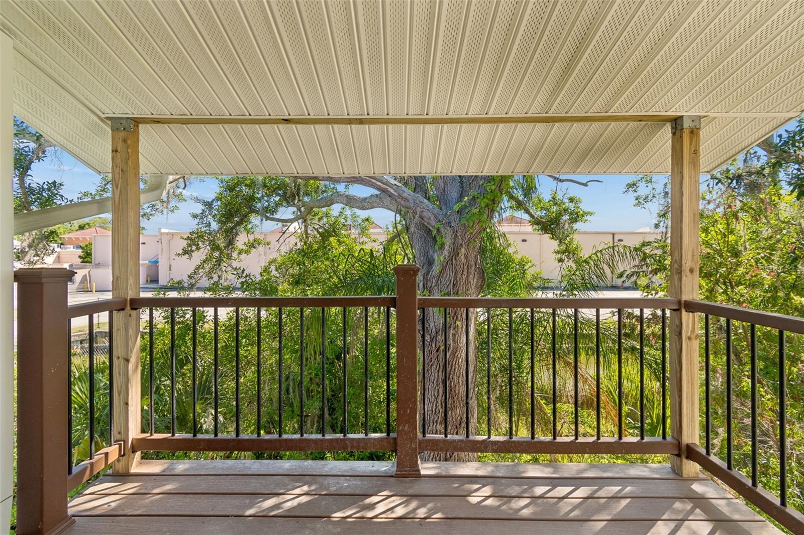 GARDENS FOREST LAKES - Residential