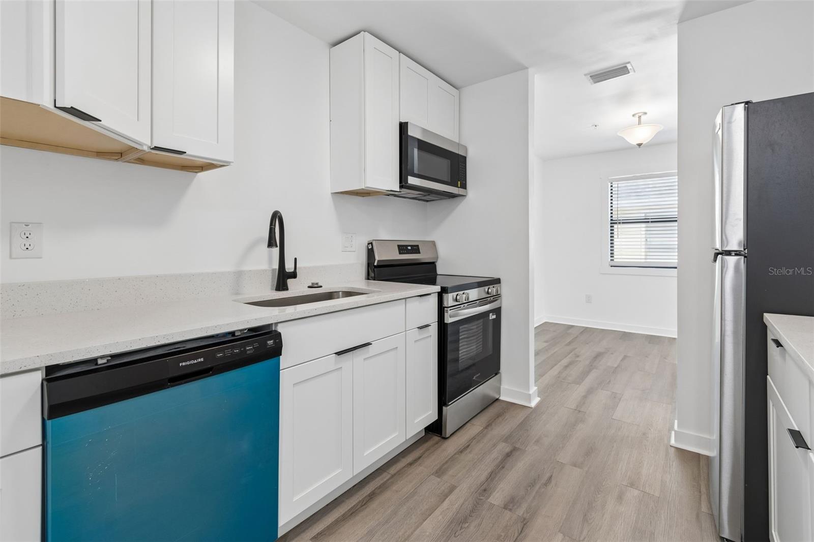 GARDENS FOREST LAKES - Residential