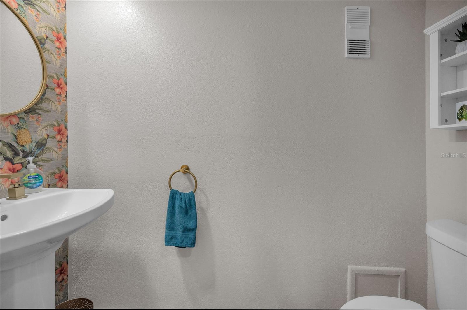 CHATEAU TOWER CONDO - Residential