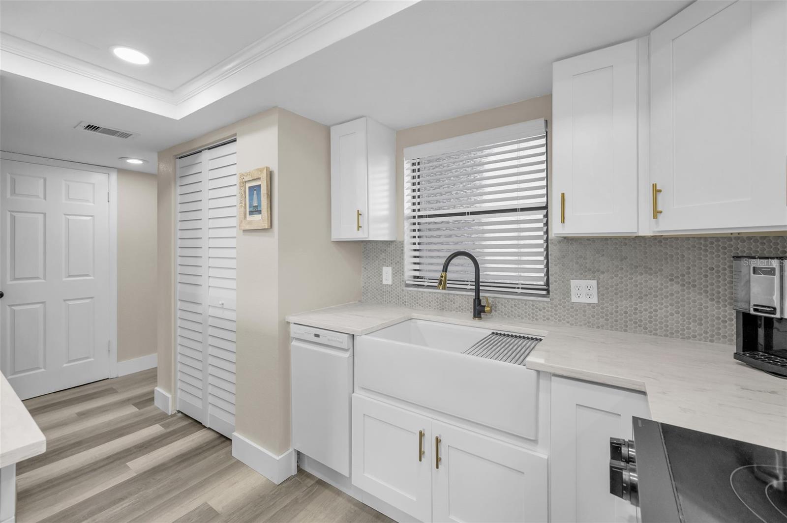 CHATEAU TOWER CONDO - Residential