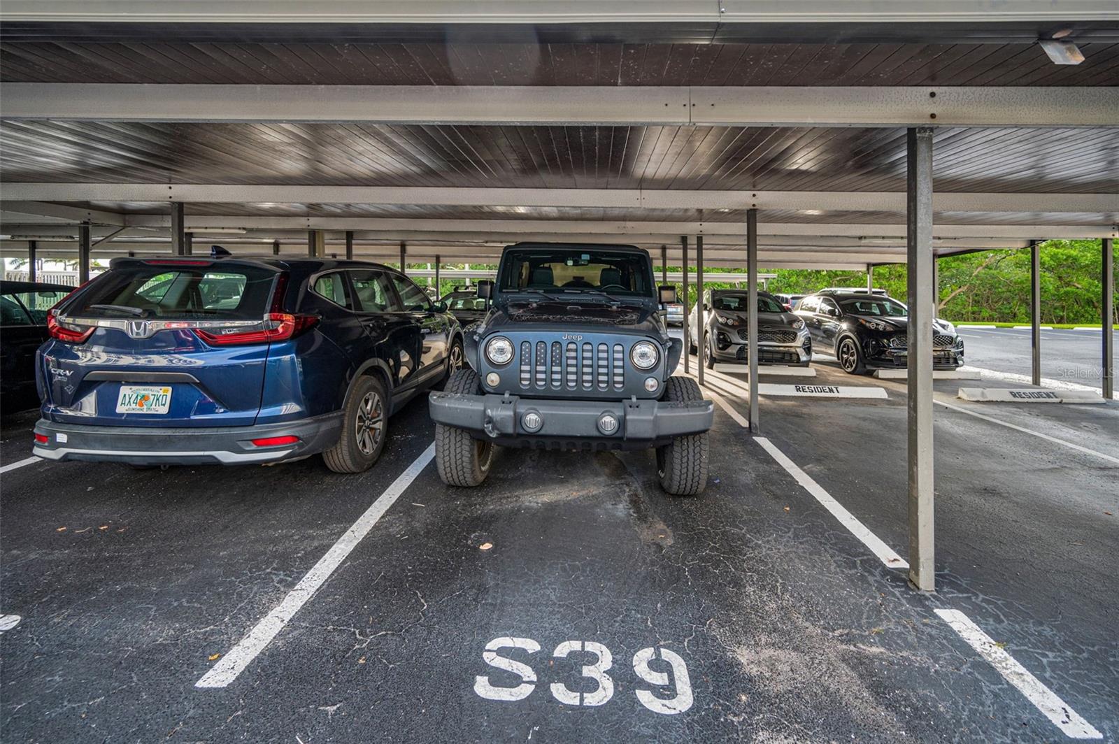 CHATEAU TOWER CONDO - Residential