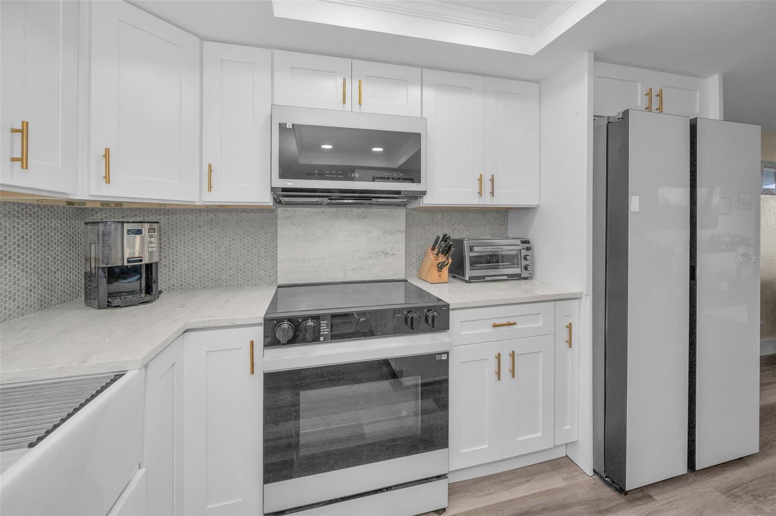 CHATEAU TOWER CONDO - Residential