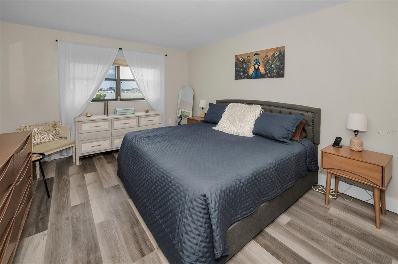 CHATEAU TOWER CONDO - Residential