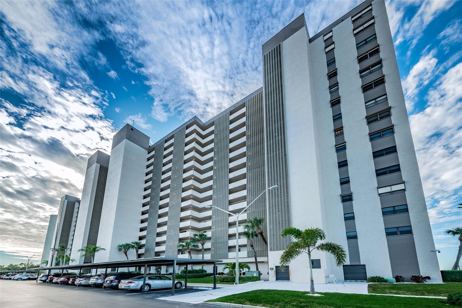 CHATEAU TOWER CONDO - Residential