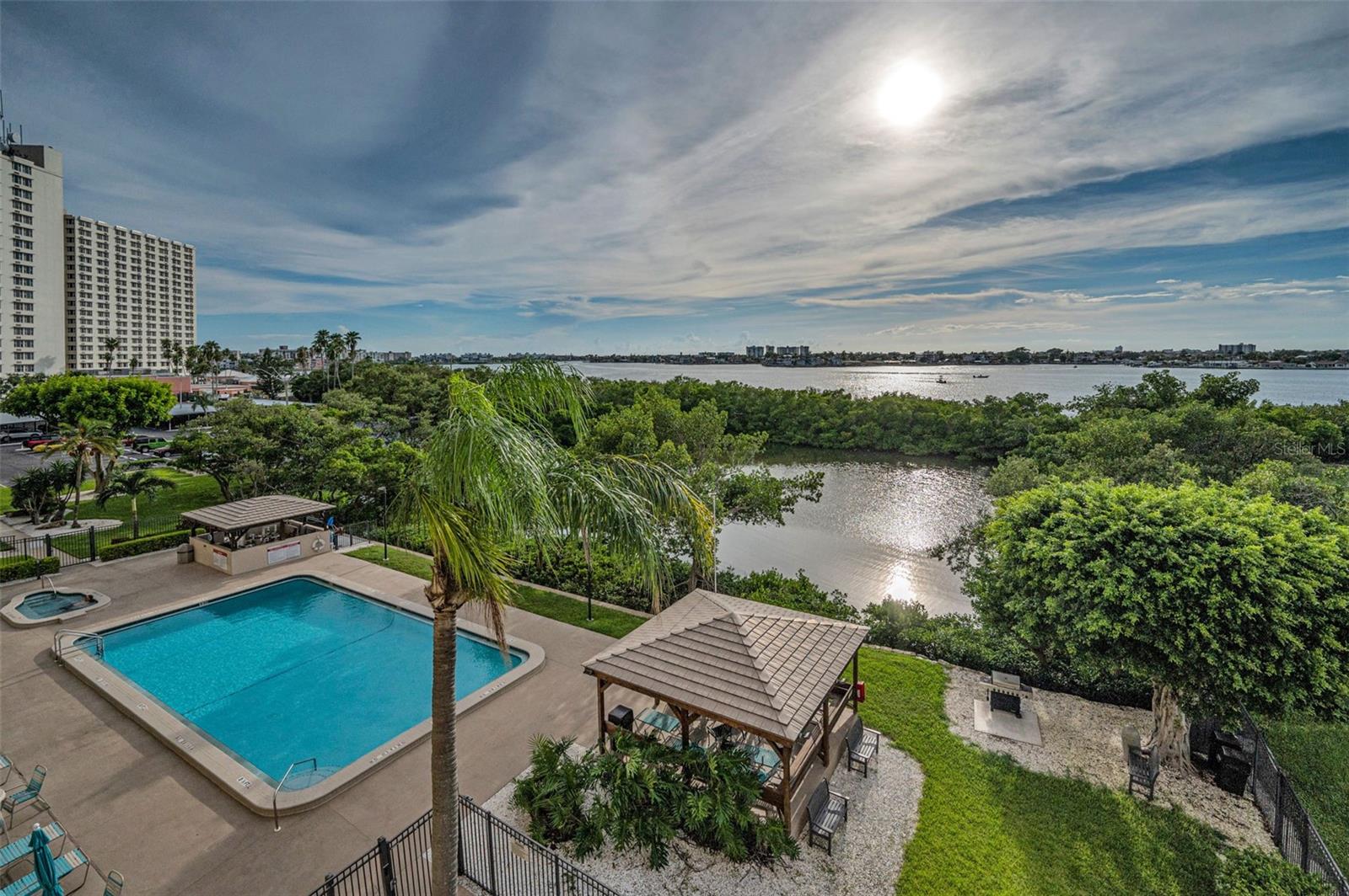 CHATEAU TOWER CONDO - Residential