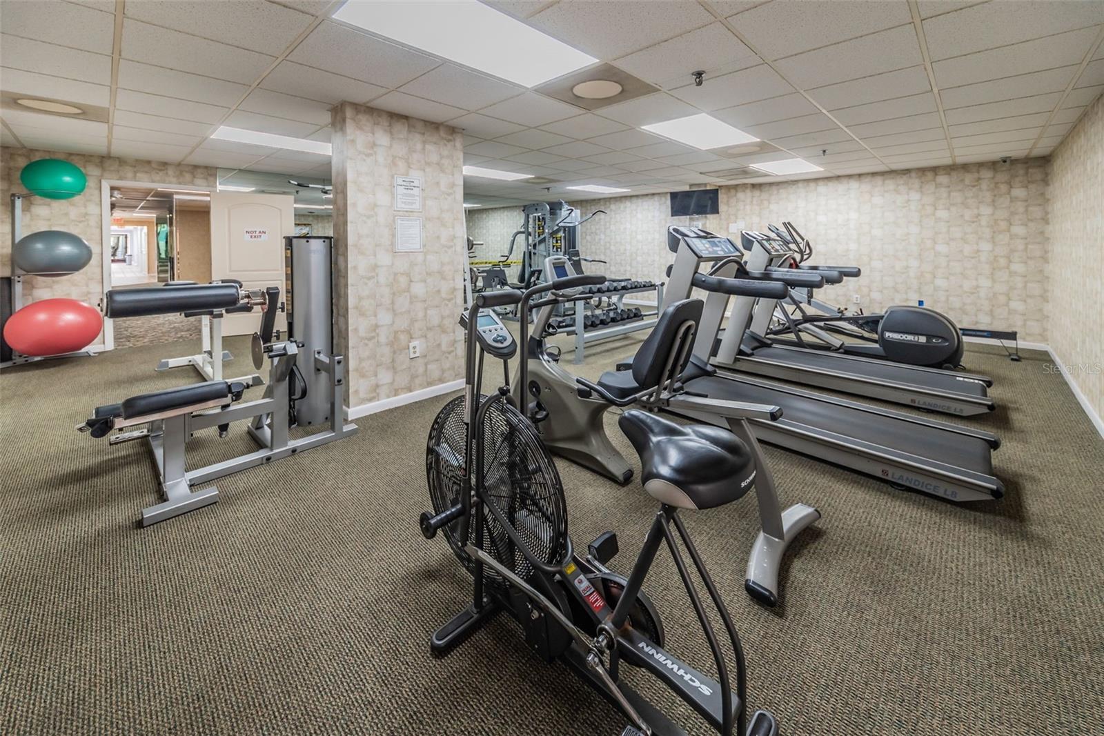 CHATEAU TOWER CONDO - Residential