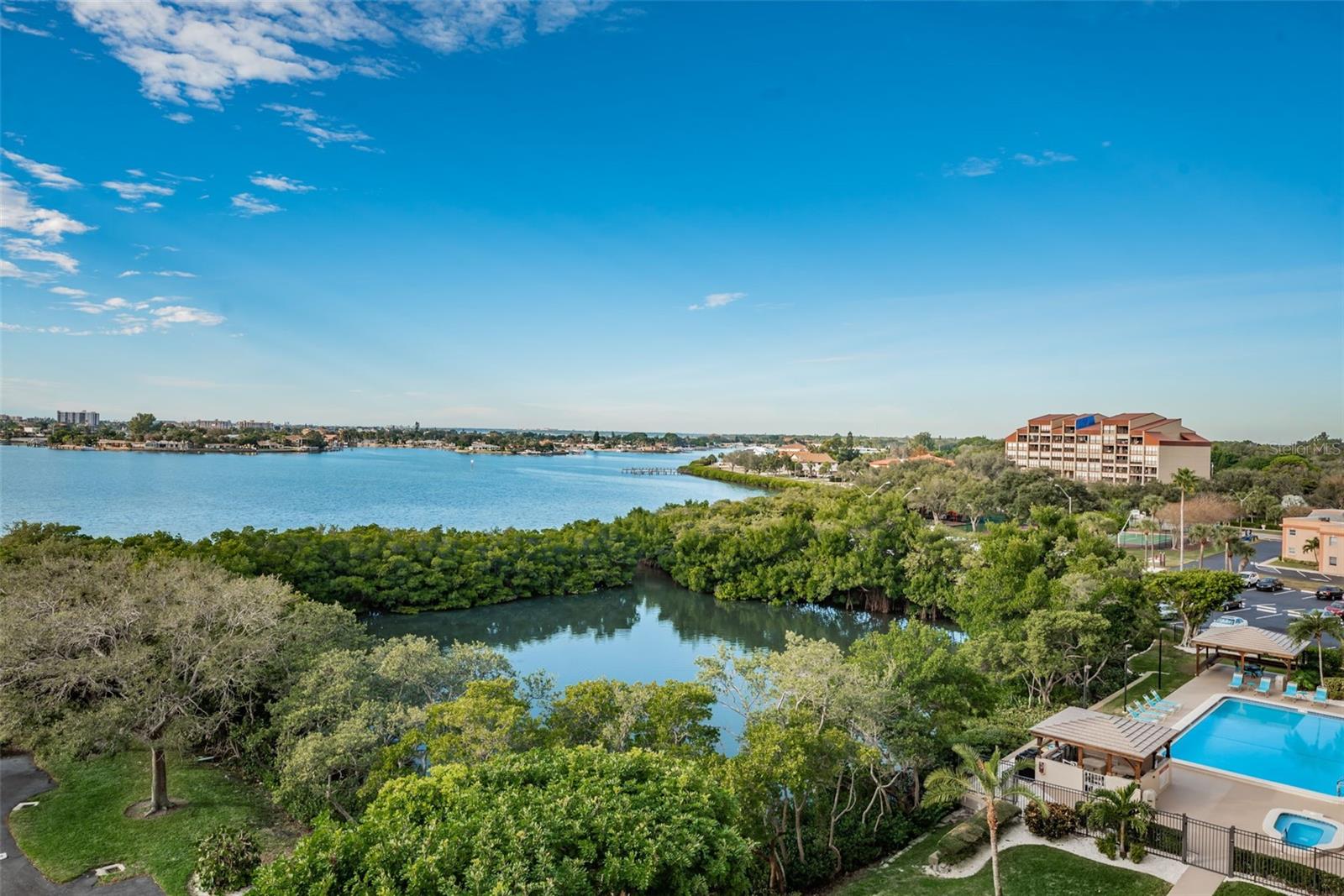 CHATEAU TOWER CONDO - Residential