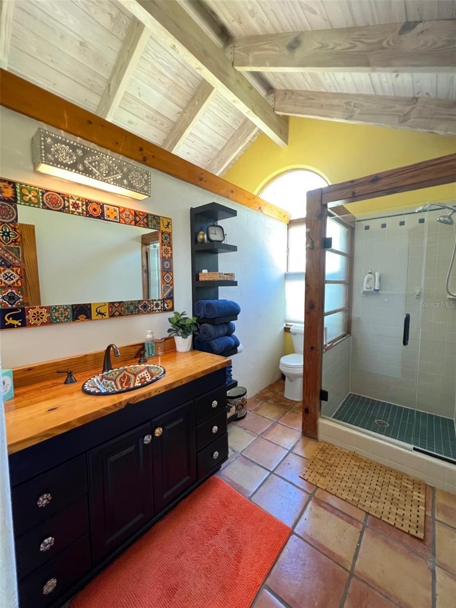 SAPPHIRE SHORES - Residential