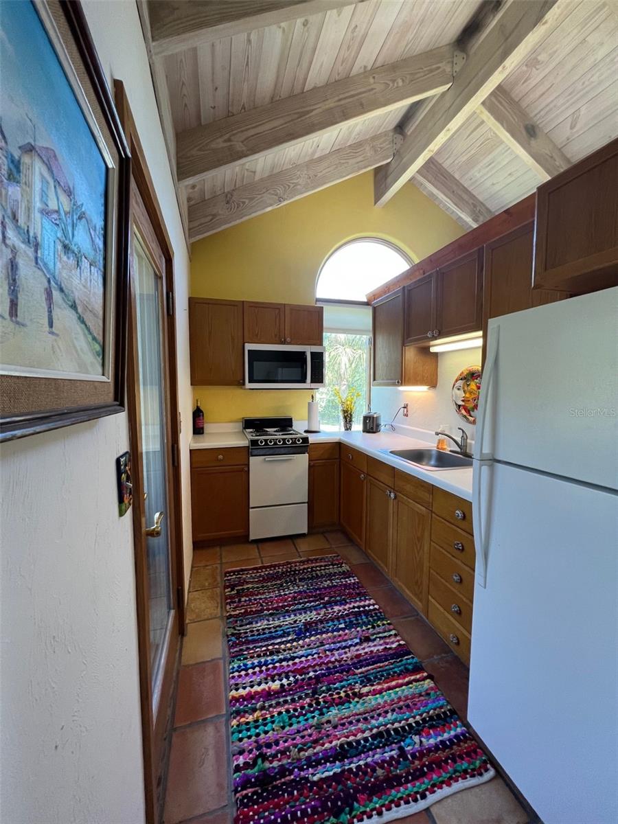 SAPPHIRE SHORES - Residential