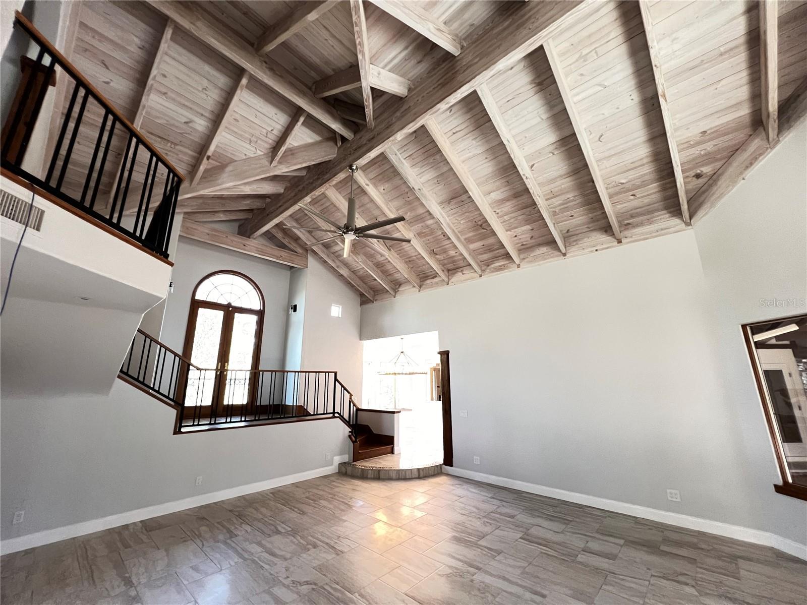 SAPPHIRE SHORES - Residential