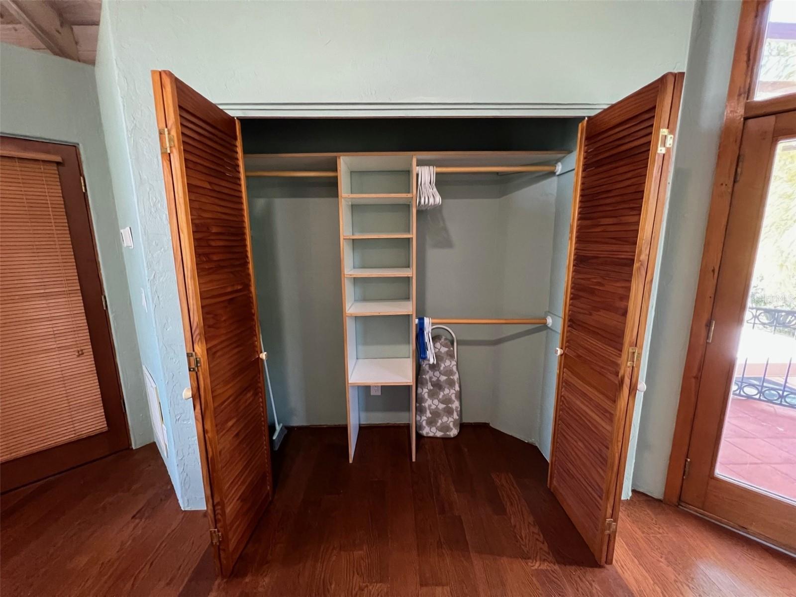 SAPPHIRE SHORES - Residential