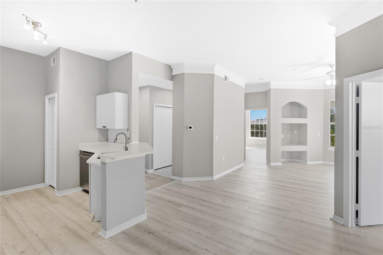 SERENADE ON PALMER RANCH - Residential