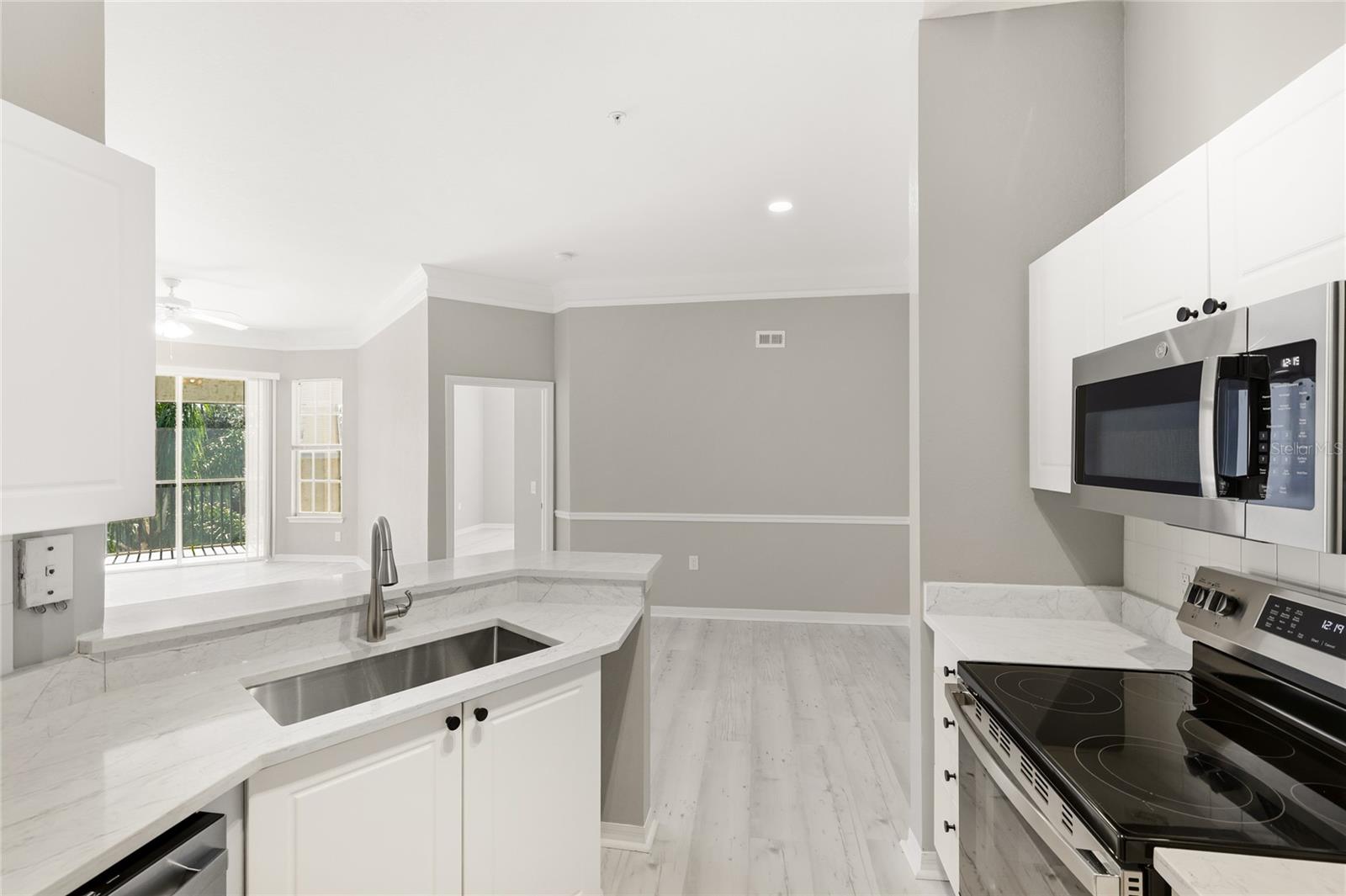 SERENADE ON PALMER RANCH - Residential