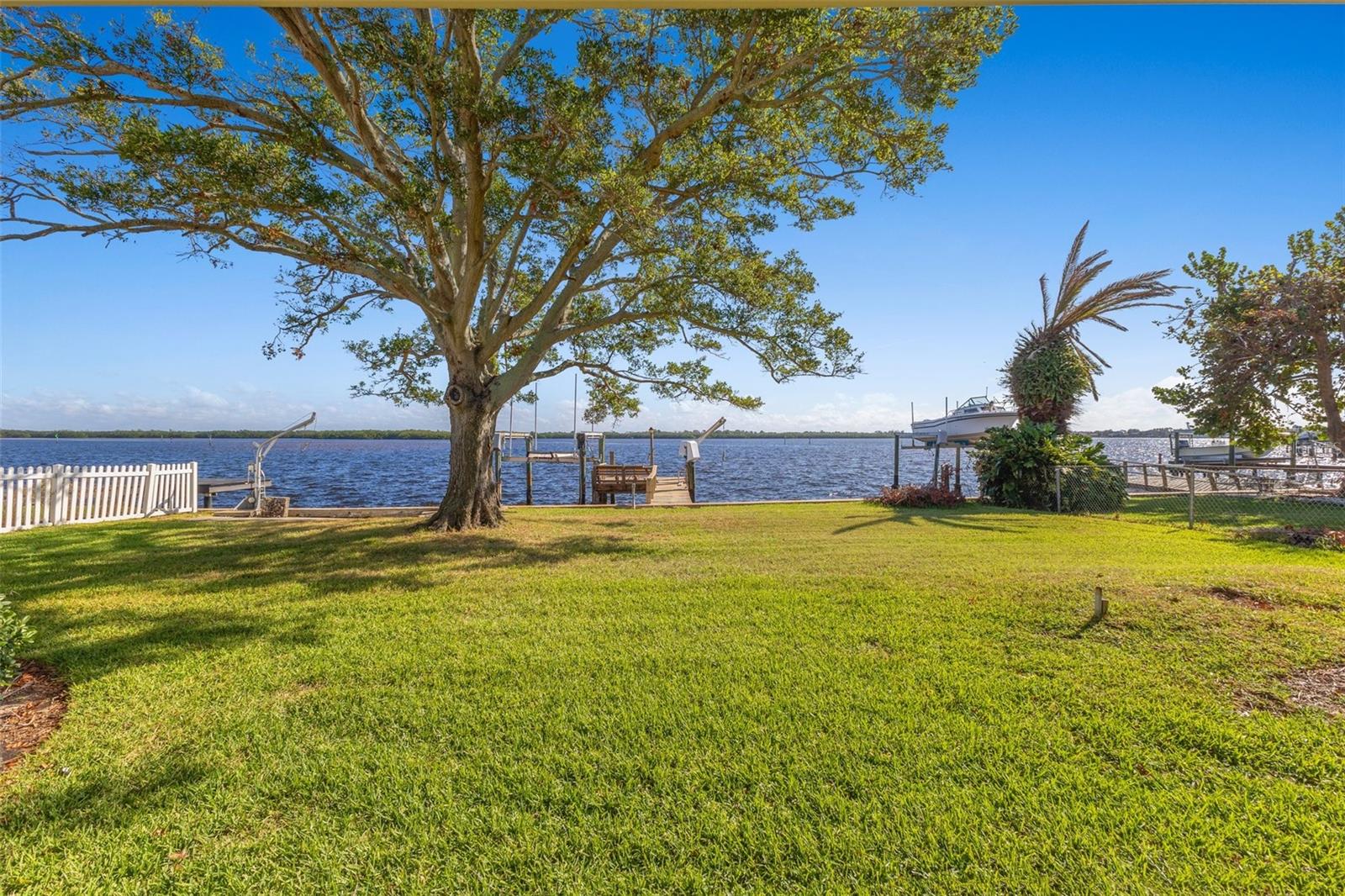 SHORE ACRES BAYOU GRANDE SEC - Residential
