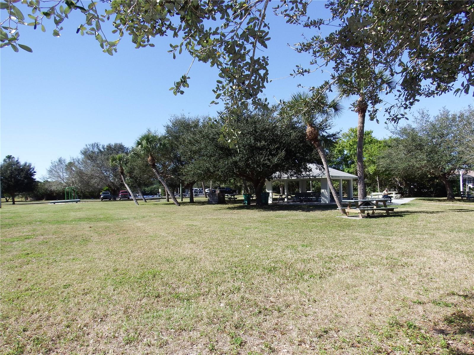 PORT CHARLOTTE SEC 060 - Land