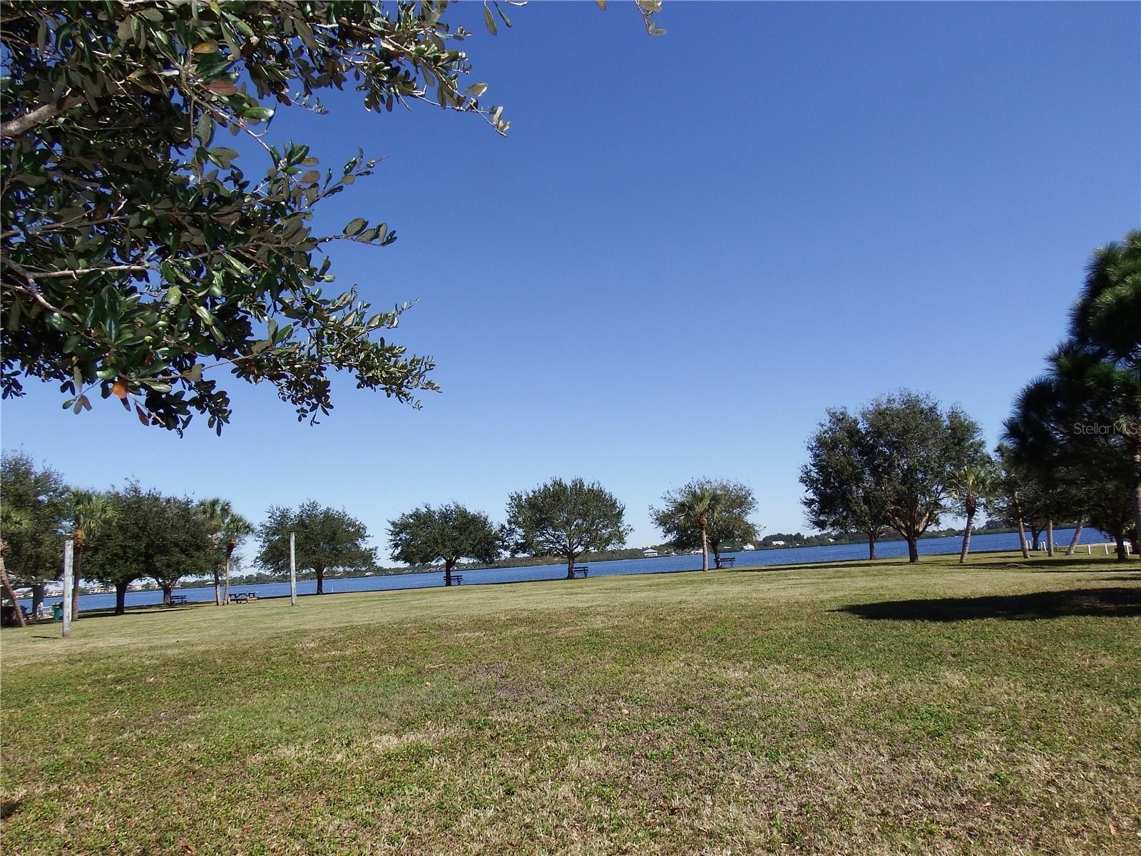 PORT CHARLOTTE SEC 060 - Land