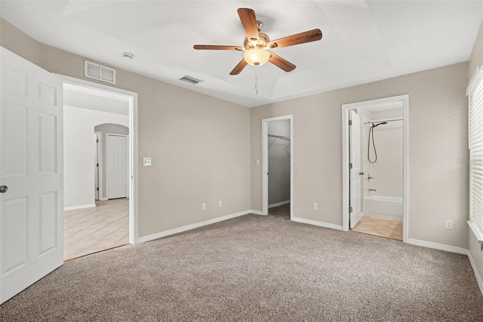 TAMPA GARDENS - Residential