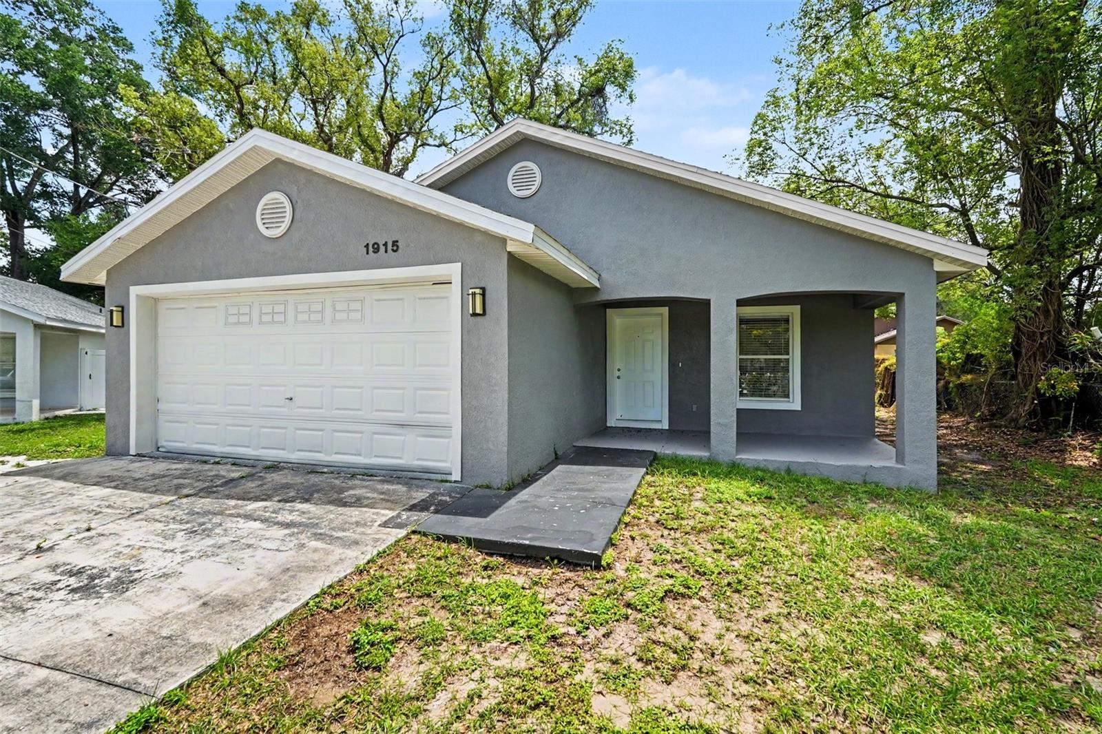 TAMPA GARDENS - Residential