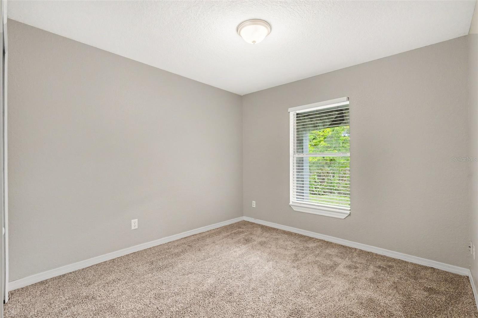 TAMPA GARDENS - Residential
