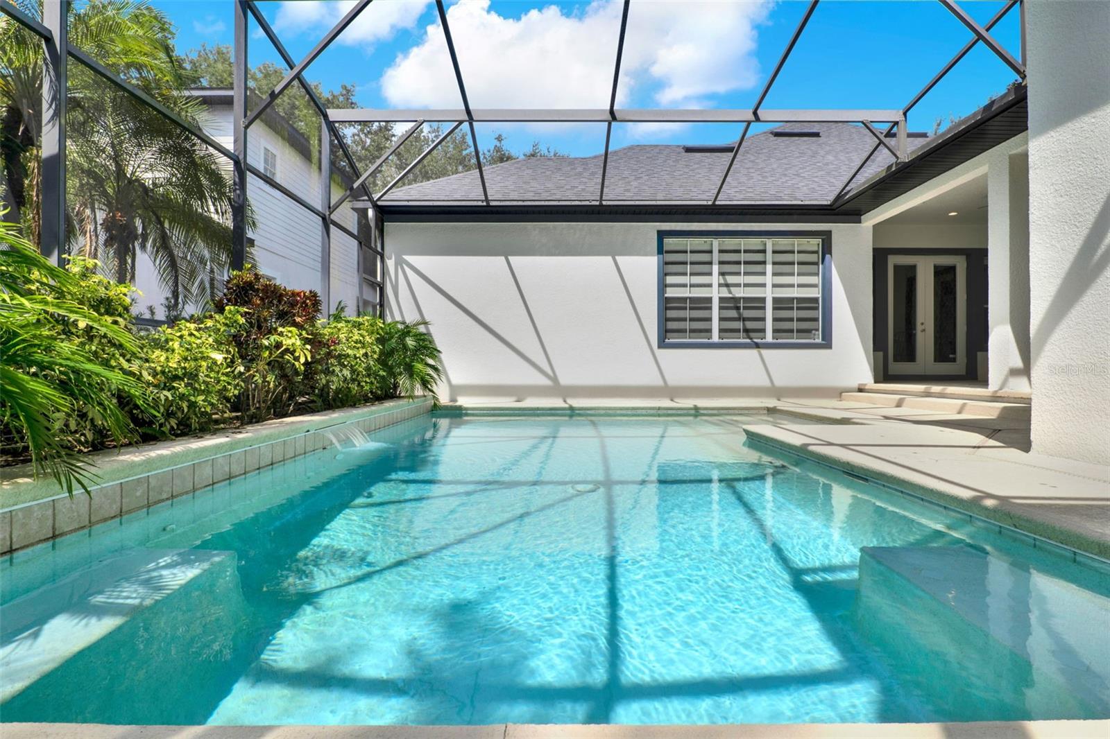 KEENES POINTE - Residential