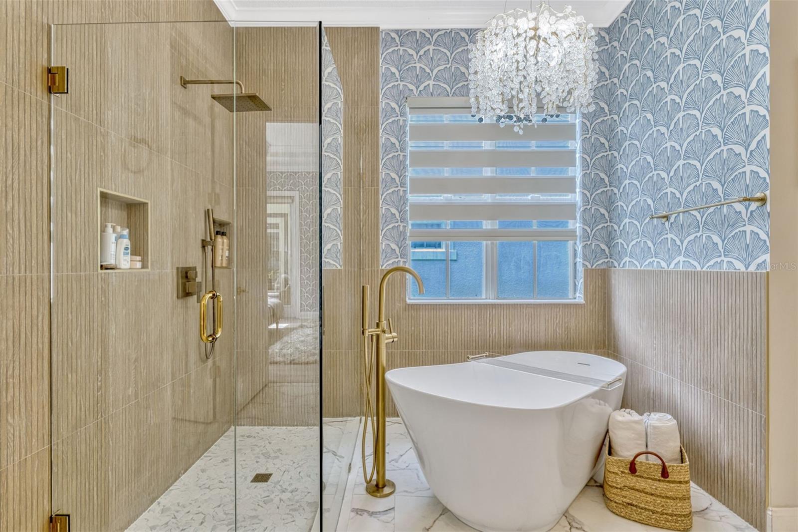 KEENES POINTE - Residential