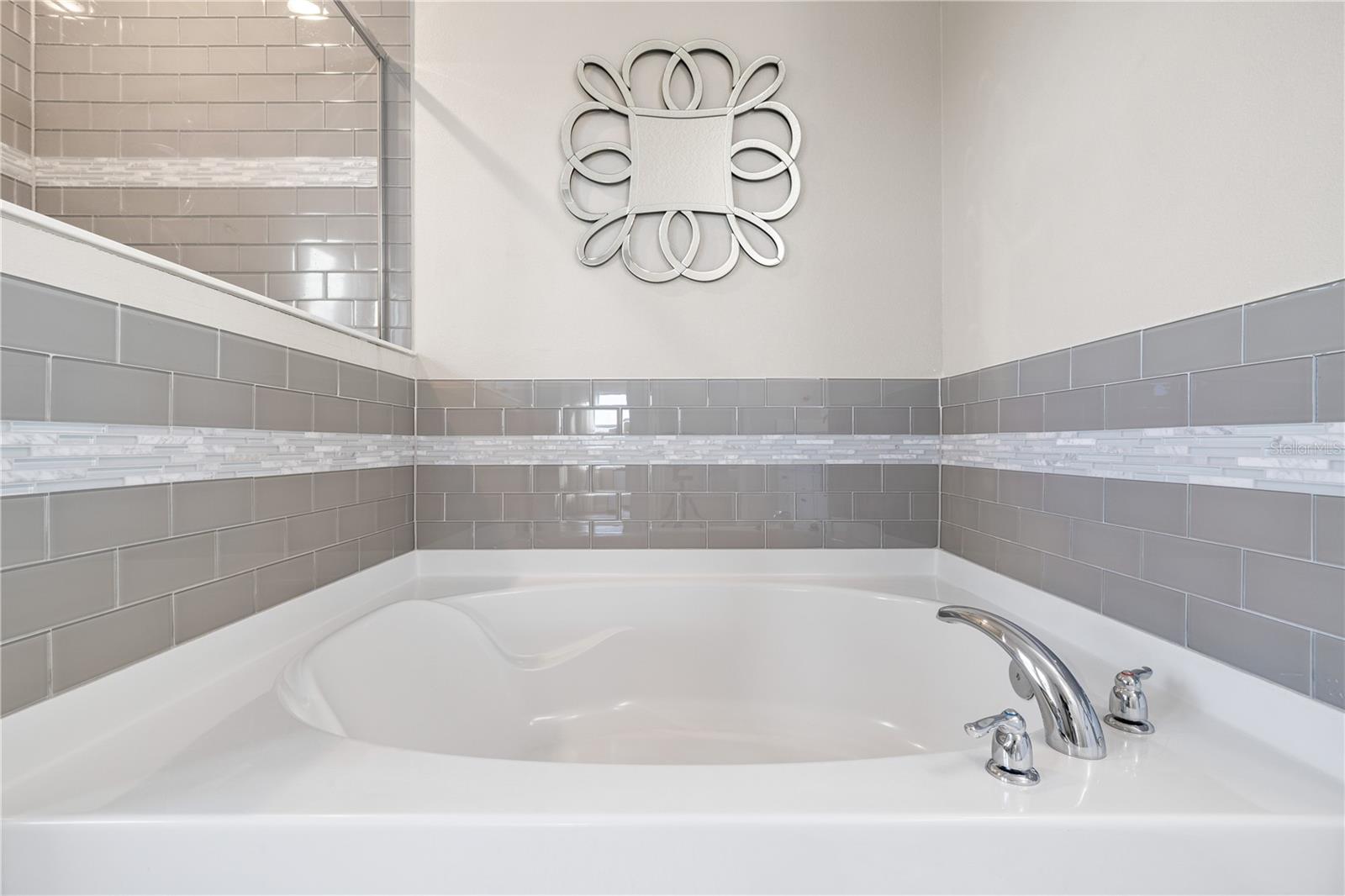 ORCHARD PK/STILLWATER XING PH - Residential