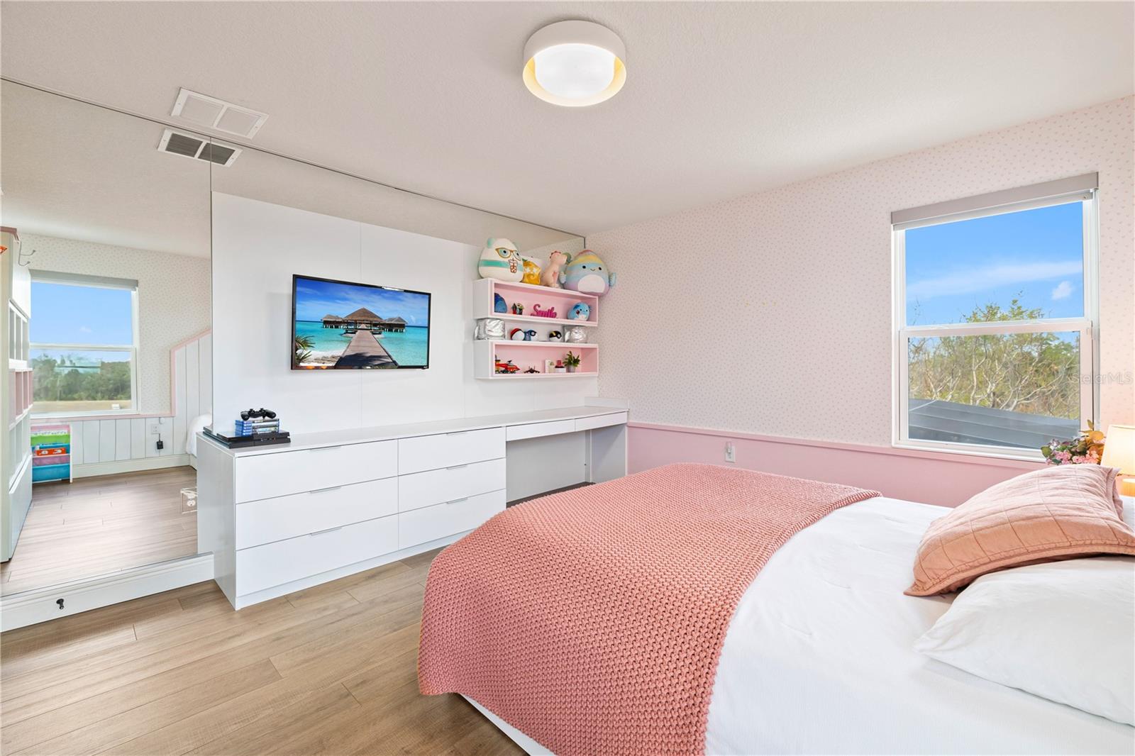 ORCHARD PK/STILLWATER XING PH - Residential