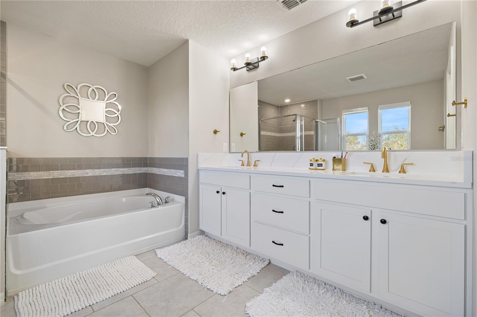 ORCHARD PK/STILLWATER XING PH - Residential