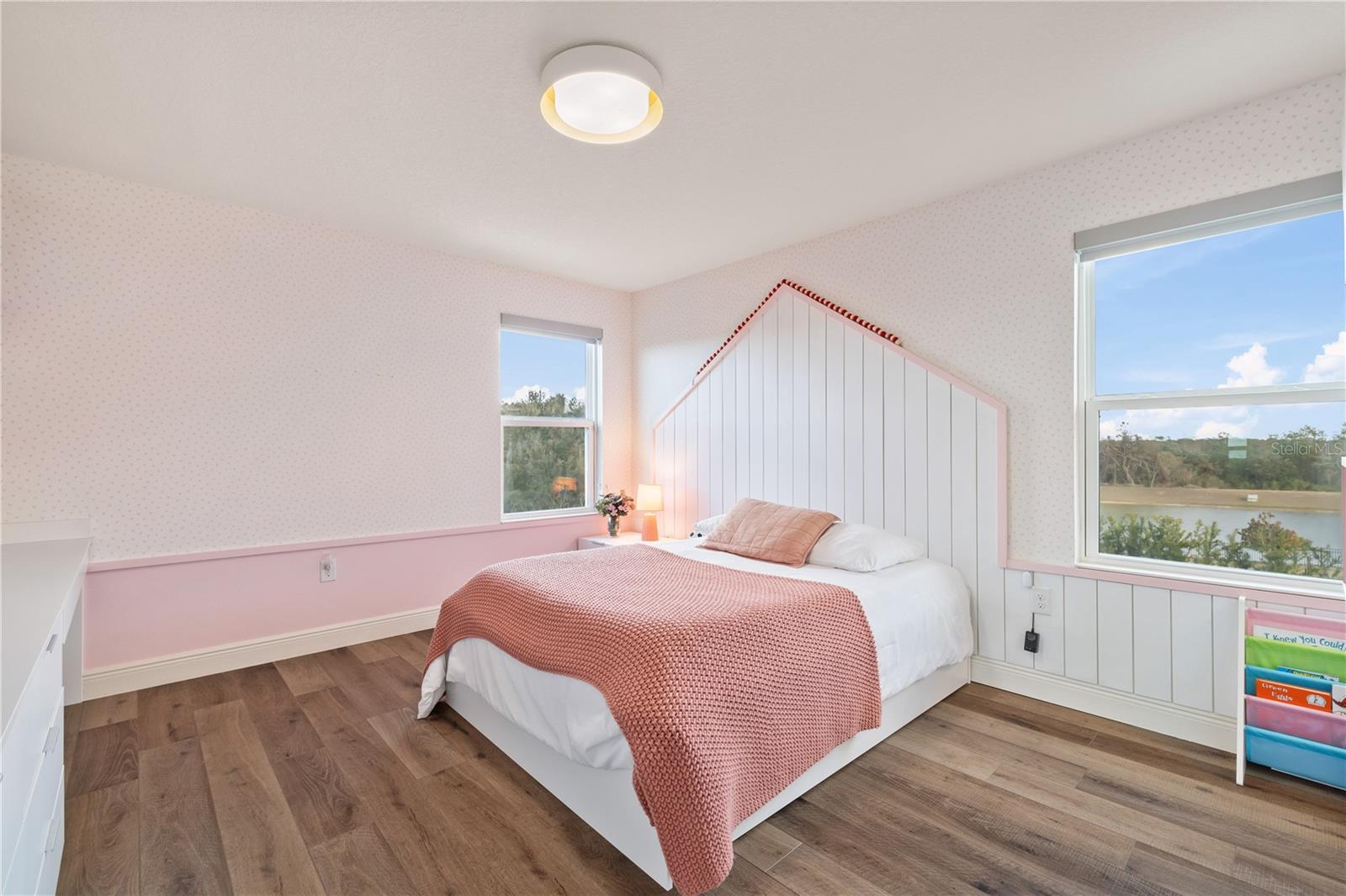 ORCHARD PK/STILLWATER XING PH - Residential