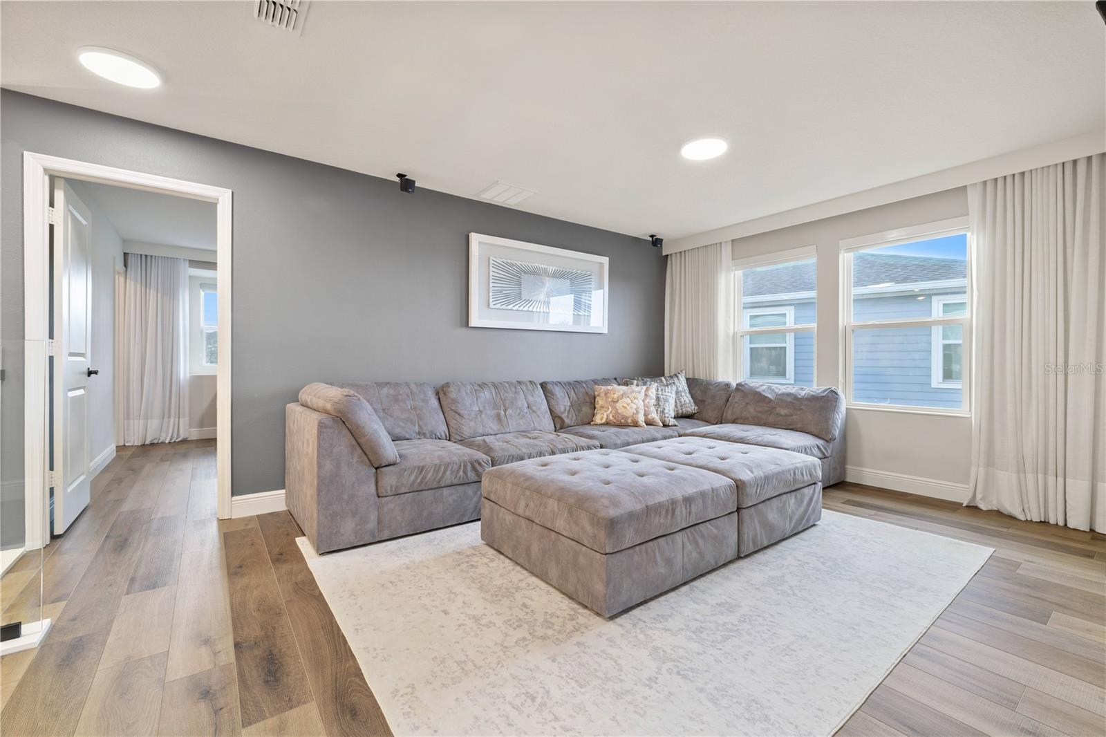 ORCHARD PK/STILLWATER XING PH - Residential