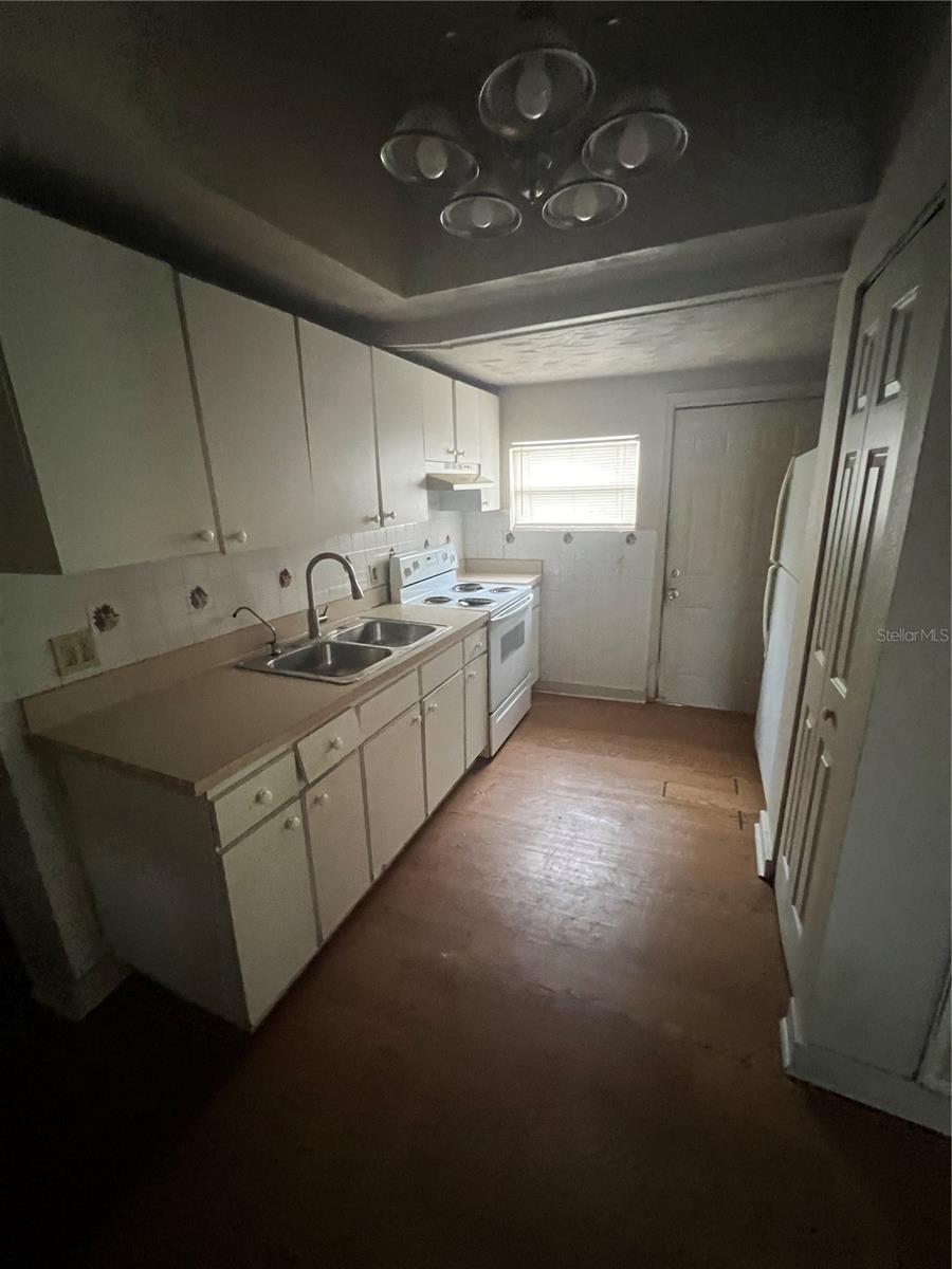 SULPHUR SPGS ADD - Residential