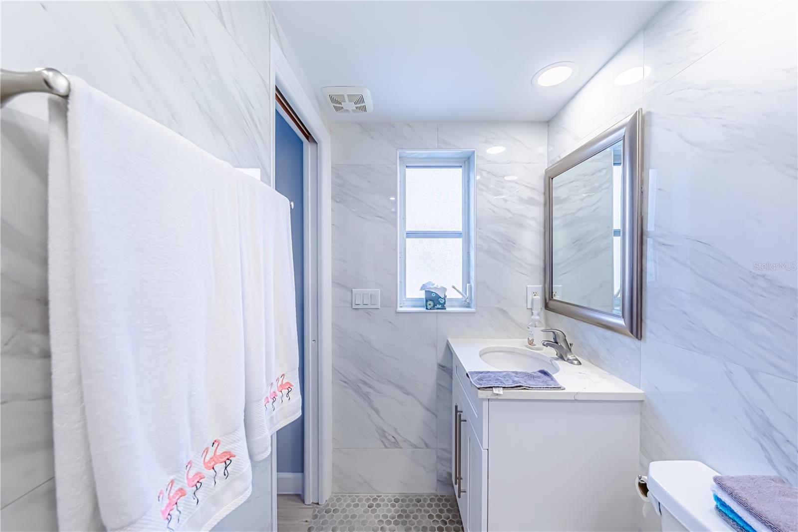 SAN CRISTOBAL - Residential Lease