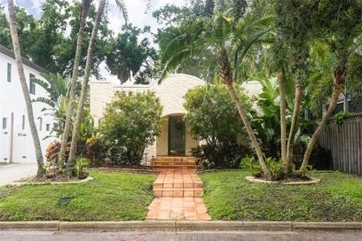 2912 W NEPTUNE STREET TAMPA FL 33629