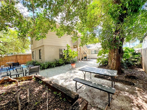 4711 Hollingsworth Avenue, Sarasota, FL 34233